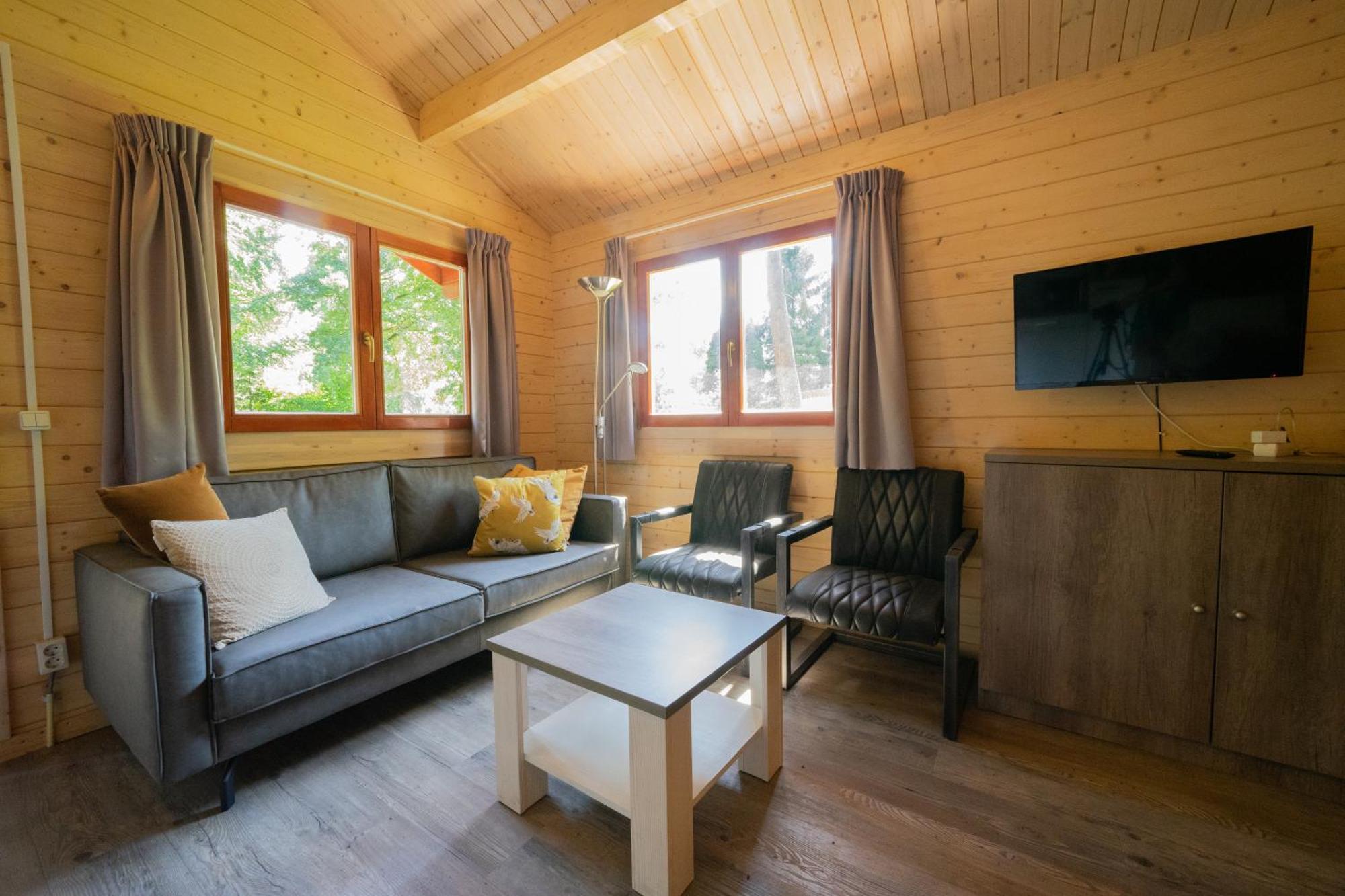 Europarcs De Utrechtse Heuvelrug Hotel Maarn Room photo